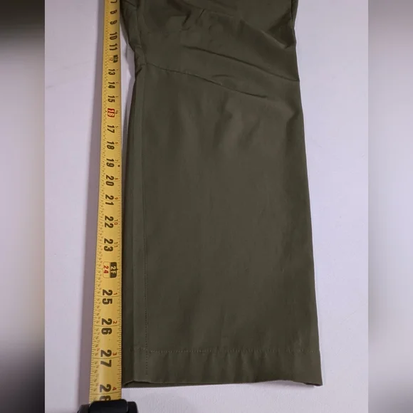 Fabletics Men The Only Pants sz 32*30 Straight Leg Olive Green Golf Performance - Picture 12 of 14